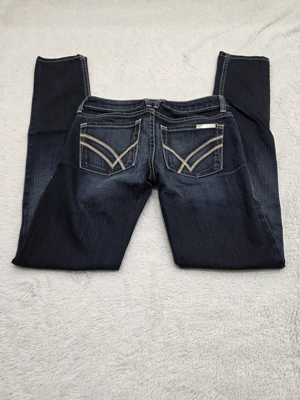 William Rast Dark Blue Skinny Jeans with Contrast Pocket Stitching